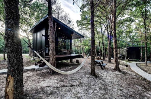 Alvord Cabin | Serene Woodland Cabin Oasis near Trinity River in Texas