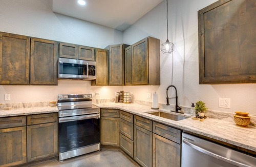 Yantis House | Serene Yantis Getaway - 1 Mi to Lake Fork!