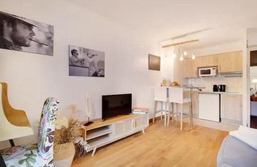 Passy Apartment | Sereners - Trocadero