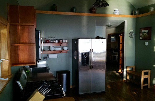 Town of Torrey House | Serenity Aloft House - Seneca Lake House