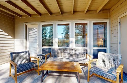 Bend Apartment | Serenity at Seventh Mountain