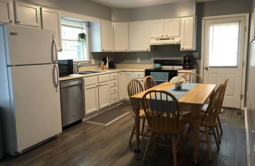 Mount Jackson House | Serenity at The Shamrock