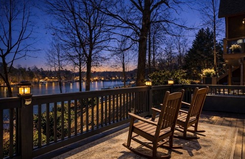Serenity Bay House | Serenity Bay Lakefront Cabin w/Boat Slip.