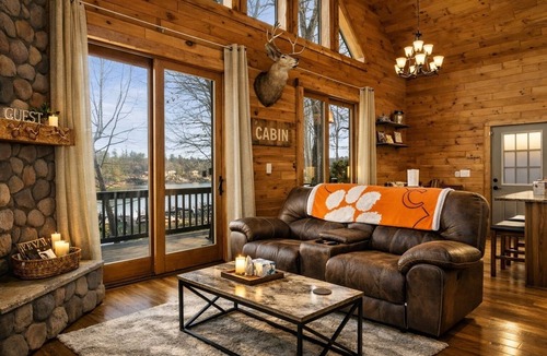 Serenity Bay House | Serenity Bay Lakefront Cabin w/Boat Slip.