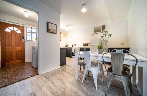 Grange Apartment | ★Serenity by the Sea @ Grange★✔Beachside✔Parking