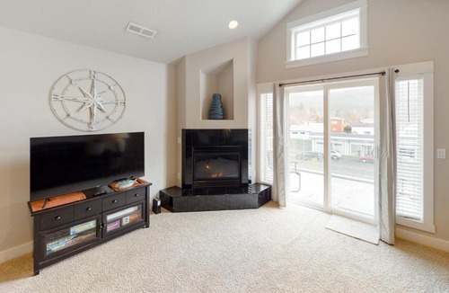 Rockaway Beach House | Serenity by the Sea