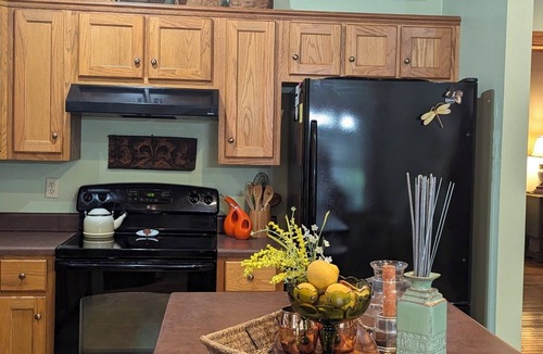 Humboldt House | Serenity Country Cottage Farm