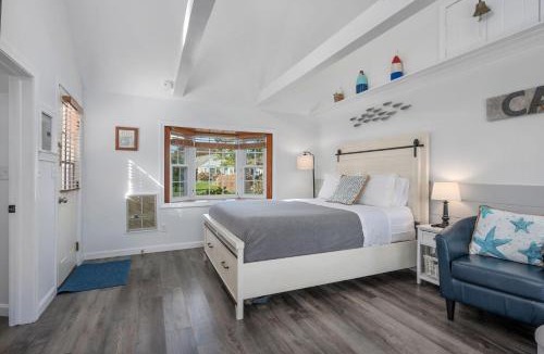South Yarmouth House | Serenity - Cozy Beachfront Charm Awaits
