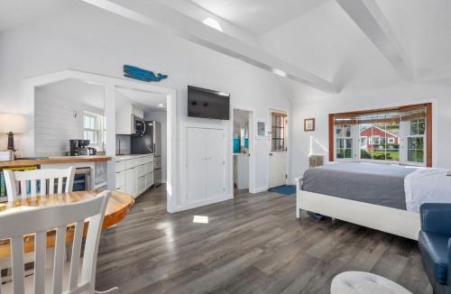 South Yarmouth House | Serenity - Cozy Beachfront Charm Awaits