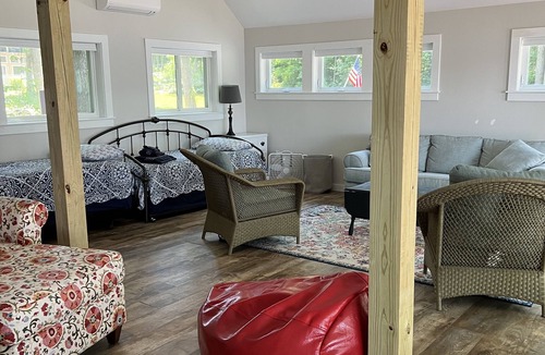 West Addison House | Serenity Family get away on Lake Champlain!