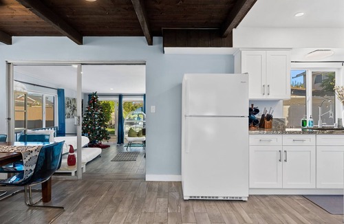 Midway City House | Serenity Haven – Minutes from Disneyland & OC Gems