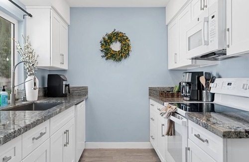 Midway City House | Serenity Haven – Minutes from Disneyland & OC Gems