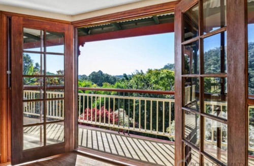 Bahrs Scrub House | Serenity Hills Retreat