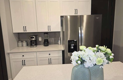 Princeton Condo | Serenity I, Luxurious get-away, Pool, WIFI