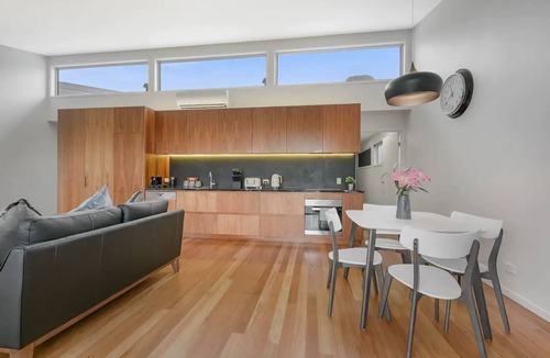 Maleny Villa | Serenity in Central Maleny