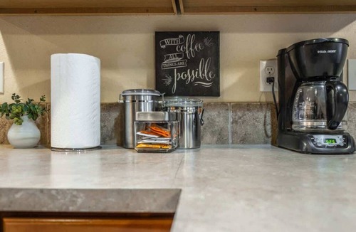 Holly House | Serenity in Prime Everett Craftsman | Near Boeing!