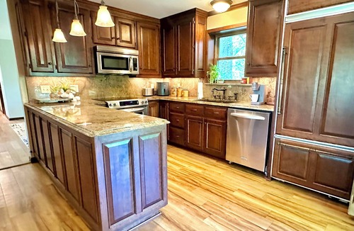 Arkadelphia Other | Serenity Lane: Luxury Farmhouse on 50 Acre Preserve near DeGray Lake Caddo River