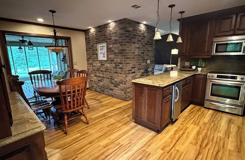 Arkadelphia Other | Serenity Lane: Luxury Farmhouse on 50 Acre Preserve near DeGray Lake Caddo River