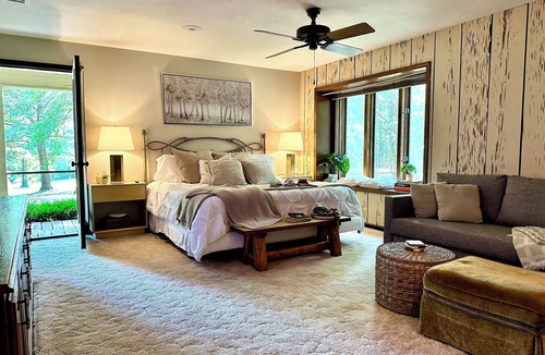 Arkadelphia Other | Serenity Lane: Luxury Farmhouse on 50 Acre Preserve near DeGray Lake Caddo River
