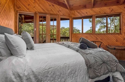 Macclesfield House | Serenity Lodge Summar