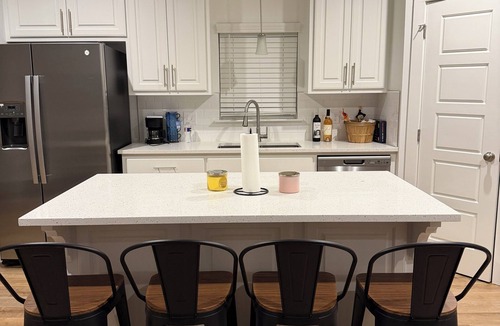 Denham Springs House | Serenity Luxury Palace In Denham - Walker Area