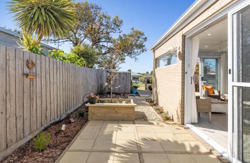 Point Lonsdale House | Serenity Nook Cottage