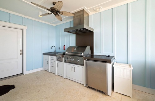 Mexico Beach House | Serenity Now MB: Modern Beachfront Home- Sleeps 11, Priv. Heated Pool, 3 Suites