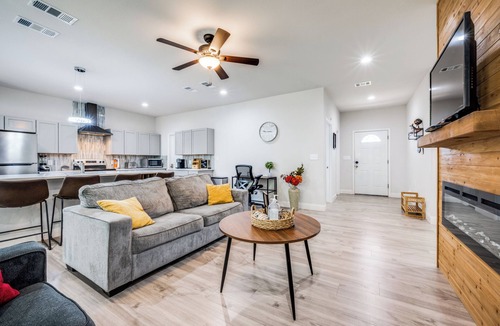 Lake Dallas House | Serenity Oasis with covered Pool Paradise near DFW airport