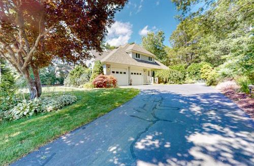 East Falmouth House | Serenity on the Cape