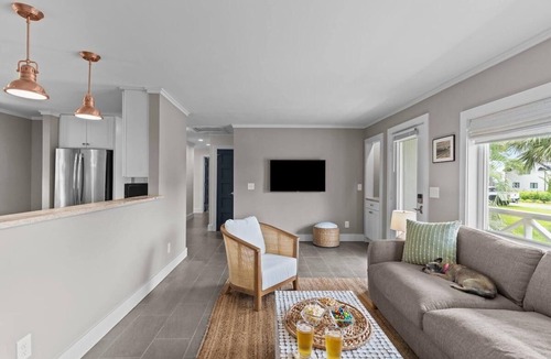 Ogden House | Serenity on Trinity - Hot Tub - Pets Welcome