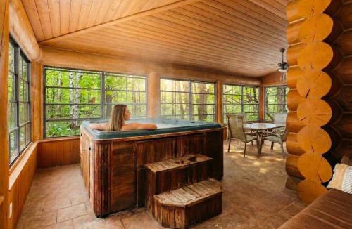 Mille-Isles Ski Chalet | Serenity Private Hot Tub Sauna, Pool, Fiddler Lake