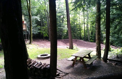 Wellsville Cabin | Serenity-Private, Secluded Cabin-Scenic Deck View of Sunset- Hiking-Pet friendly