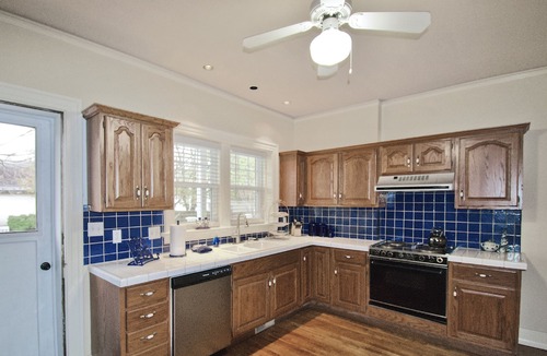 Cape Girardeau House | Serenity South - Gardens, River-Views, and Refreshing Space