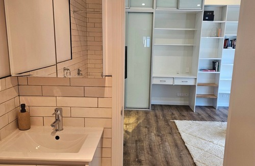 Point Clare Cabin | Serenity Stay