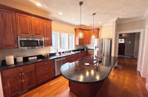 East Ocean View House | Serenity Stay - Private Home Near Beach!
