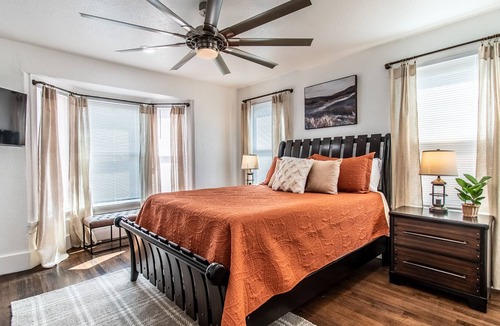 Del Mar House | Serenity Suite- Whole Duplex- Ocean Dr