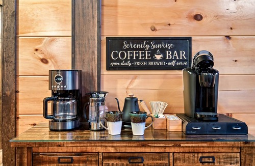 Chalet Village North House | Serenity Sunrise- Mtn VIEWS- Fire Pit- Gameroom