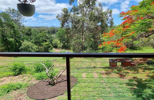 West Woombye Cottage | Serenity View Studio Retreat