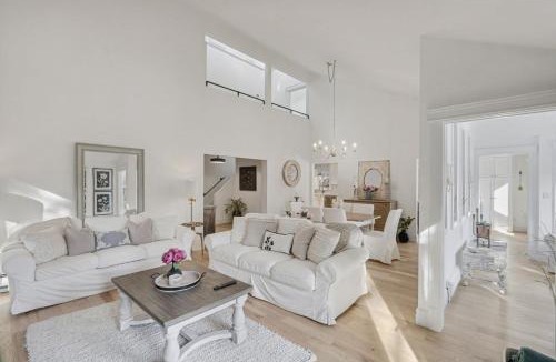 Historic Old Town House | Serenity Villa Upscale Home with Spa Pool