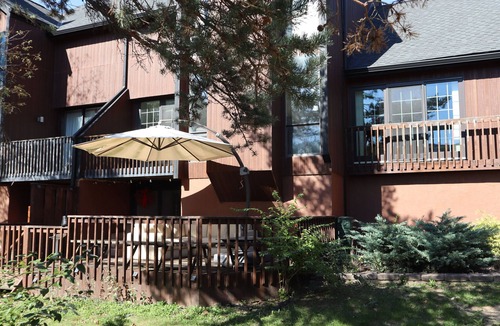Westerville Condo | Serenity - Waterfront Escape