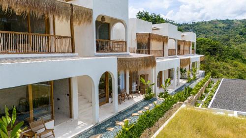 Selong Belanak Hotel | Sereno Lombok Resort