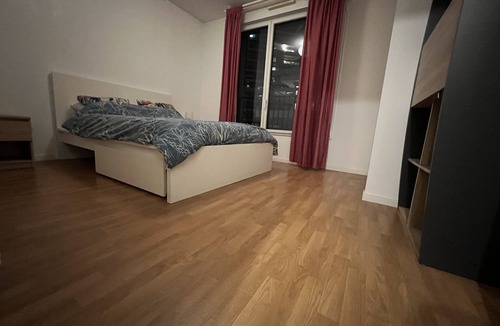 Gennevilliers Apartment | Serenspot