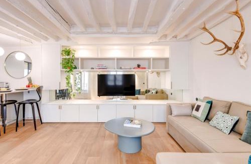 Quartier des Invalides Apartment | Serenty - 2BR - La Seine & Saint Germain
