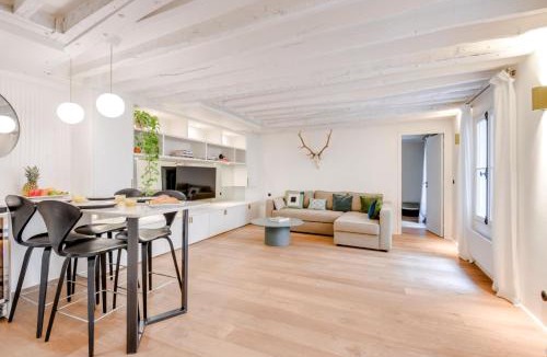 Quartier des Invalides Apartment | Serenty - 2BR - La Seine & Saint Germain