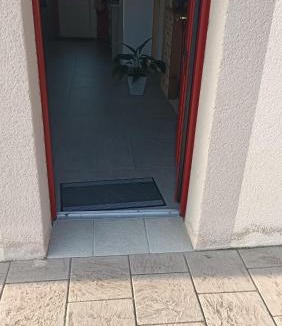 Cerans-Foulletourte House | serge et annick