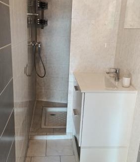 Cerans-Foulletourte House | serge et annick