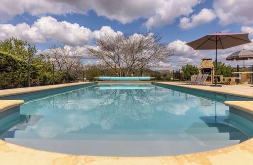 La Fagette Villa | Sergetta, a house with a big pool and huge garden