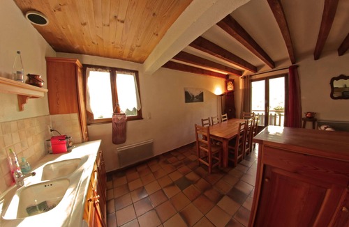 Chantemerle Ski Chalet | Serre Chevalier 100 M2 CHALET NEAR SKIING