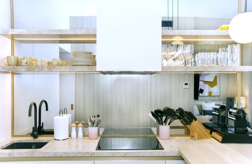 Eixample Apartment | Serviced 2 Bedroom Apartment with Terrace and Community Pool