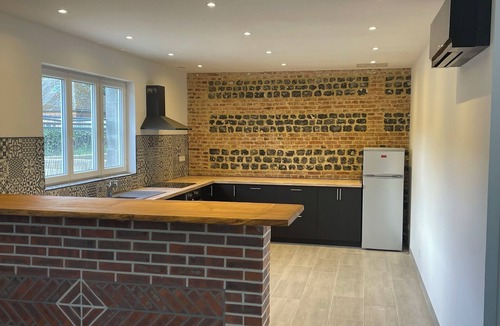 Le Heron House | Set of 3 magnificent semi-detached gites, 600m2, with numerous activities
